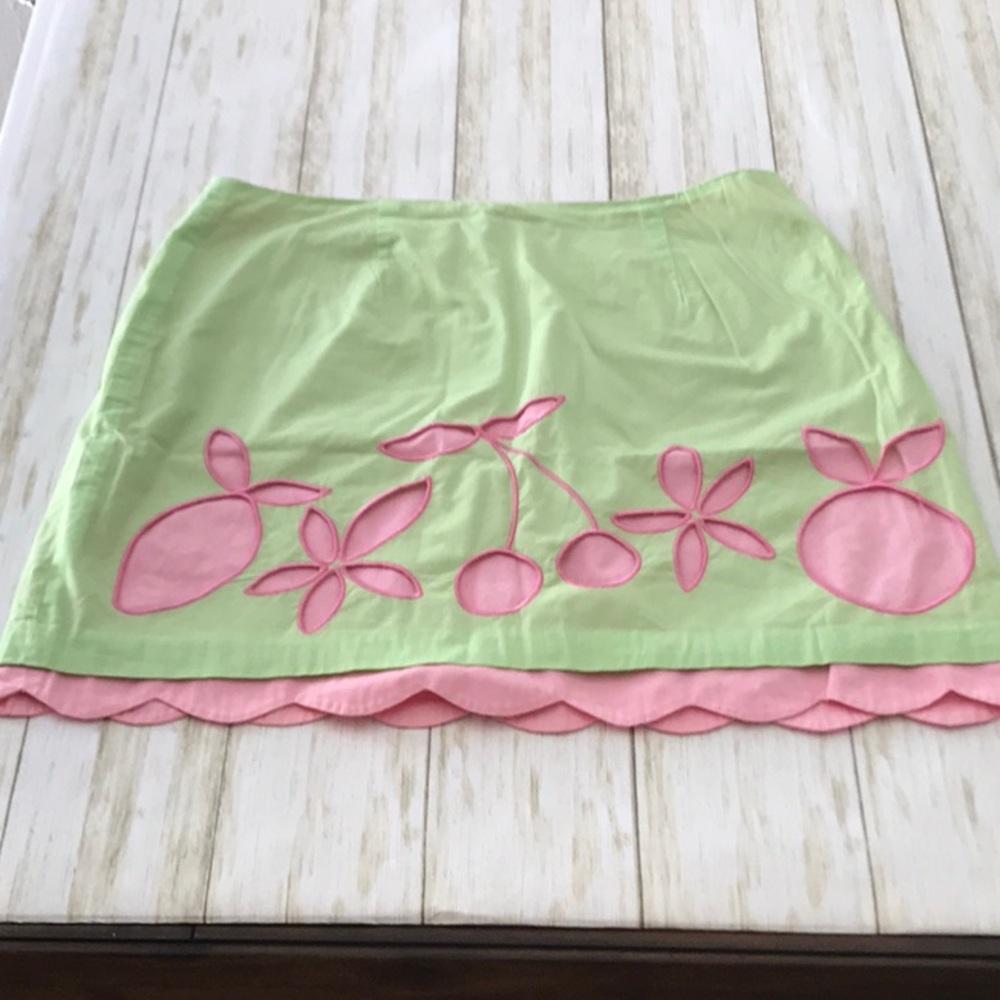 Lilly Pulitzer Classic Pink Green Cherry Skirt - Picture 5 of 5